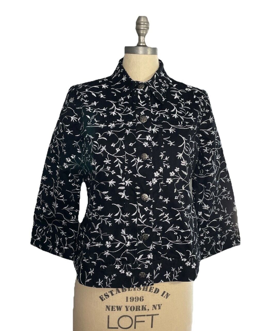 Christopher & Banks Shacket Womens S Jacket Black Denim White Floral Embroidered